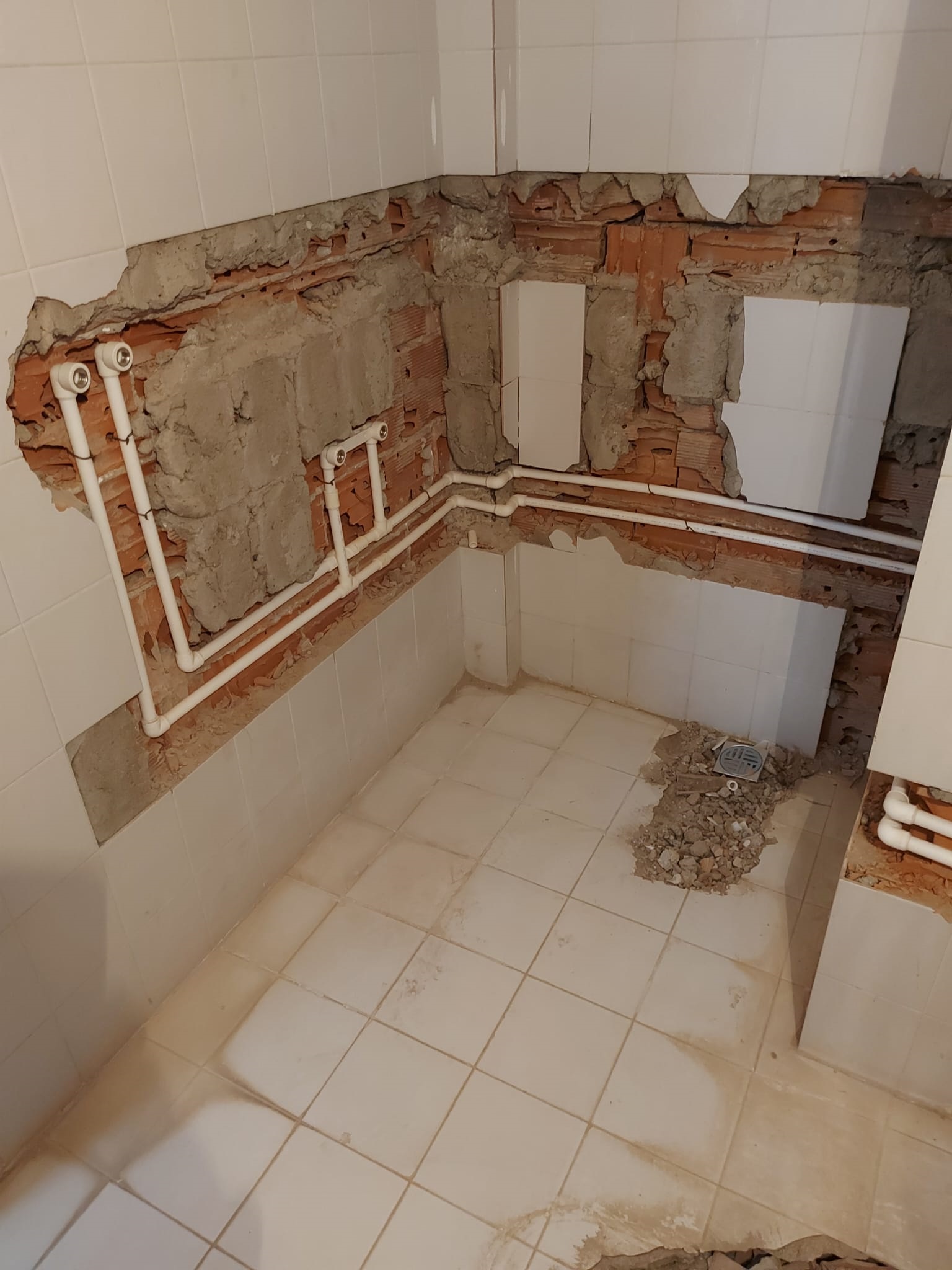 Pis Su Hatlarındaki Tıkanıklıkların Giderilmesi